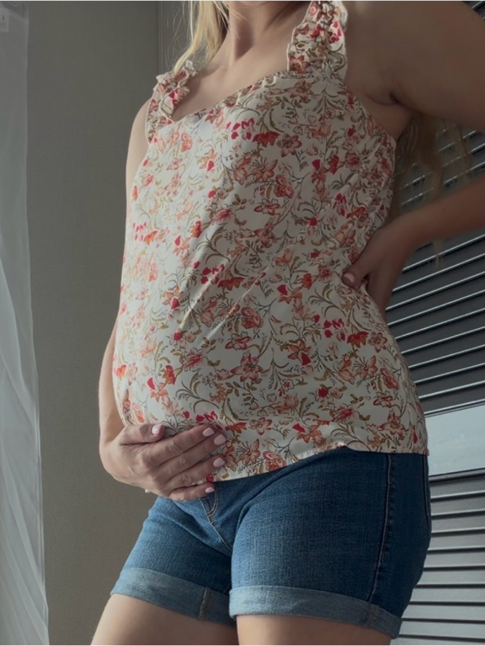 SHEIN Cream Floral Ruffle Strap Cami with Coral Accents